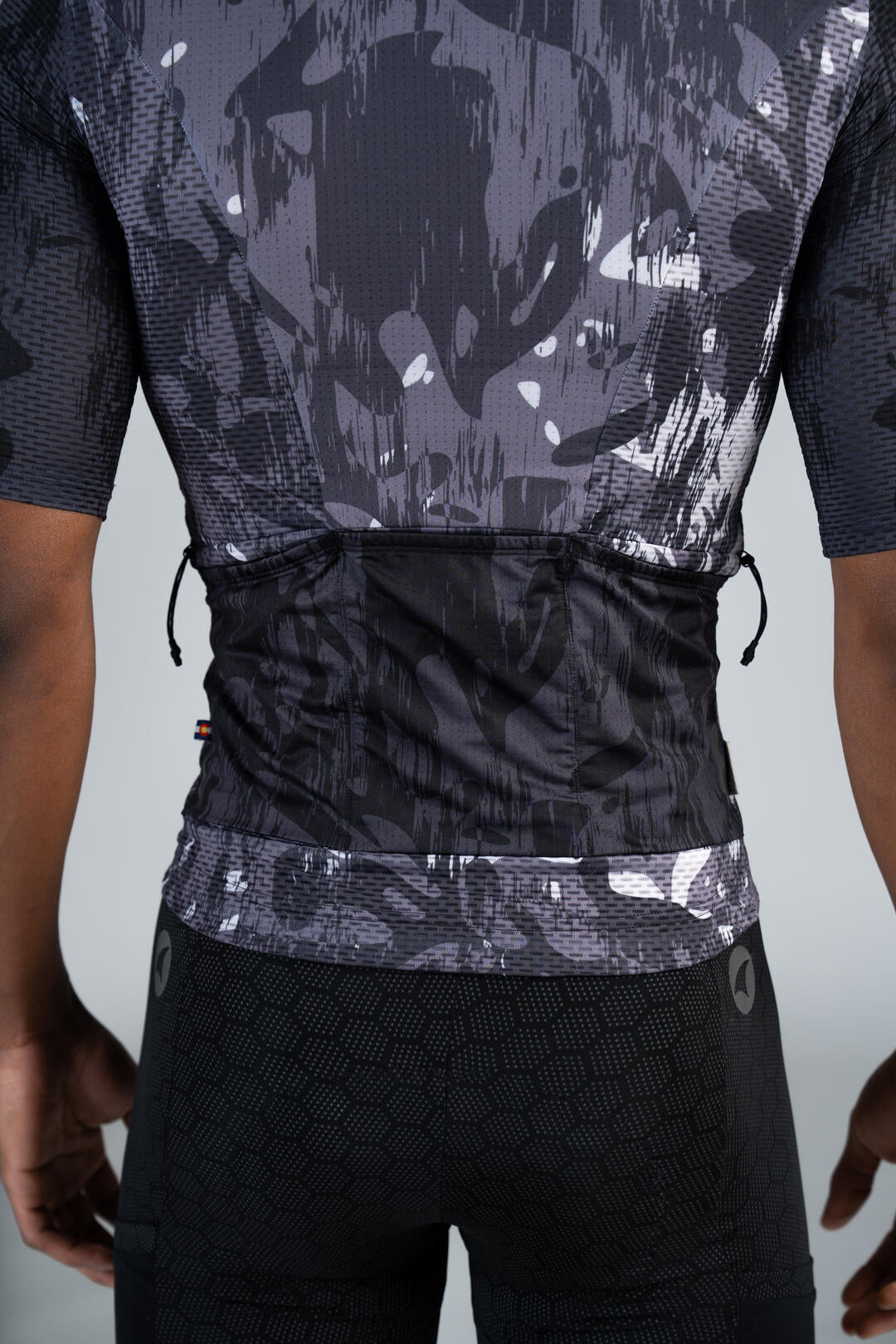 Men's Range Aero Mesh Cargo Jersey