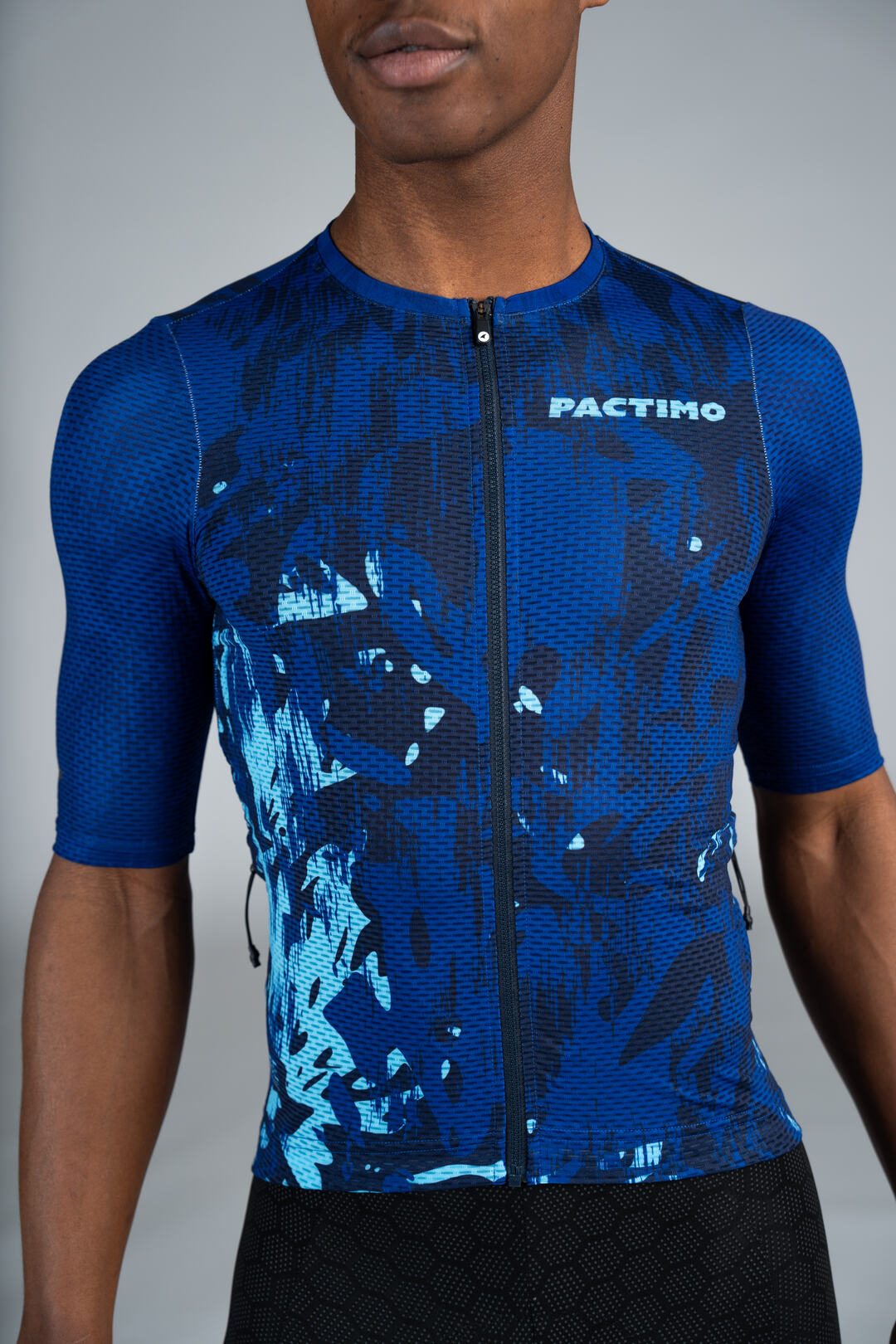 Men's Range Aero Mesh Cargo Jersey