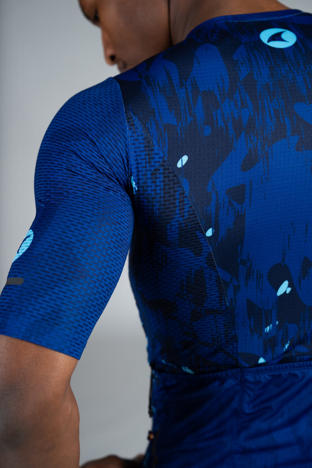 Men's Range Aero Mesh Cargo Jersey